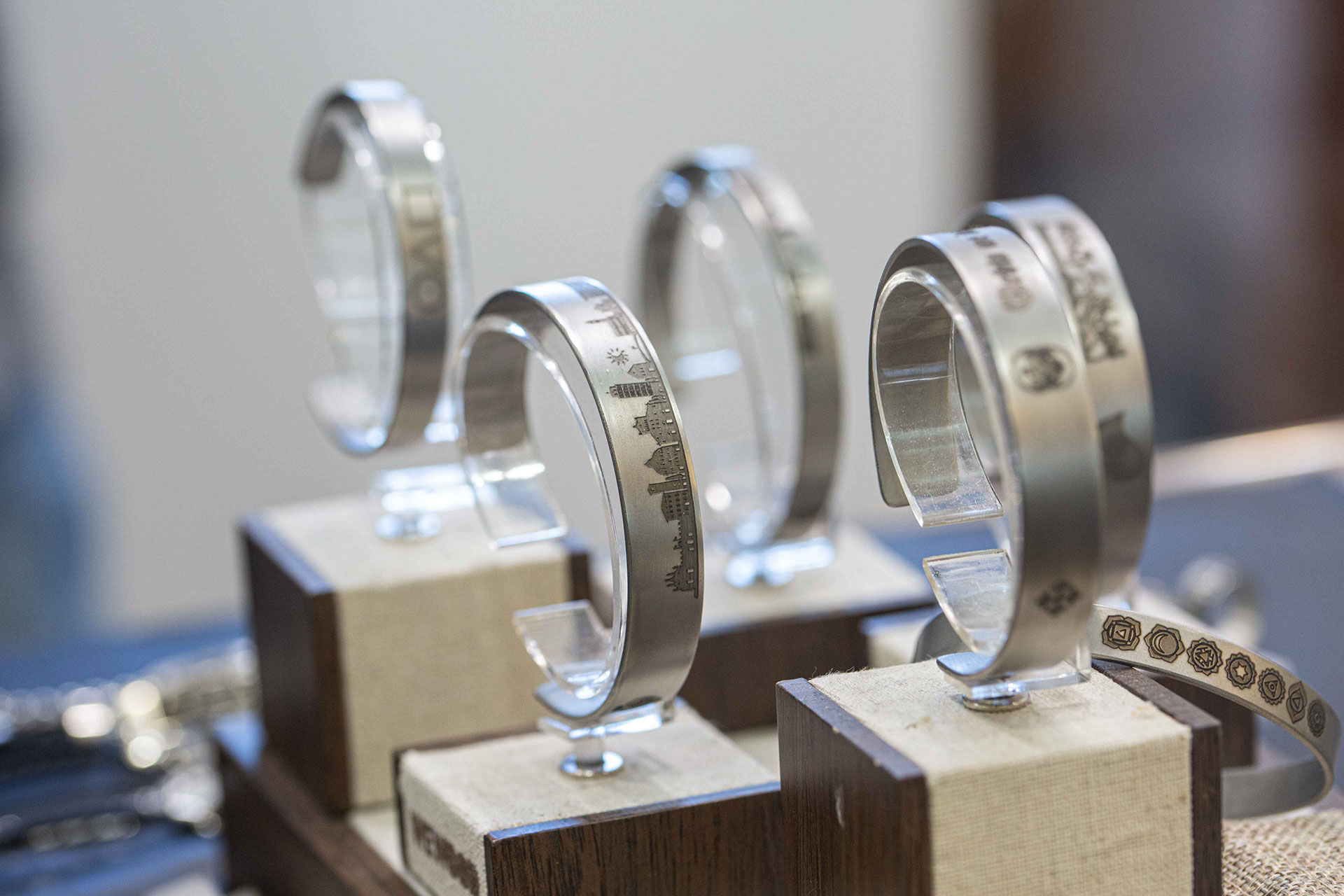 Vetrina - Collezione We Steel | Gioielleria artigianale Benedetti di Pisa dal 1932